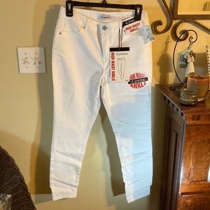 D Jeans high waisted white angle pants size 6